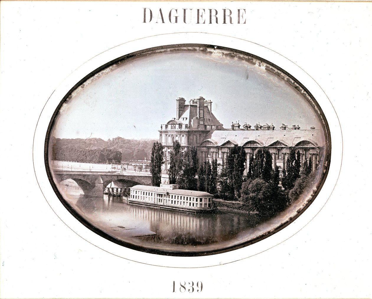 Daguerre: Pavillon de Flore, Louvre, París 1839 (daguerrotipo) de Louis Jacques Mande Daguerre