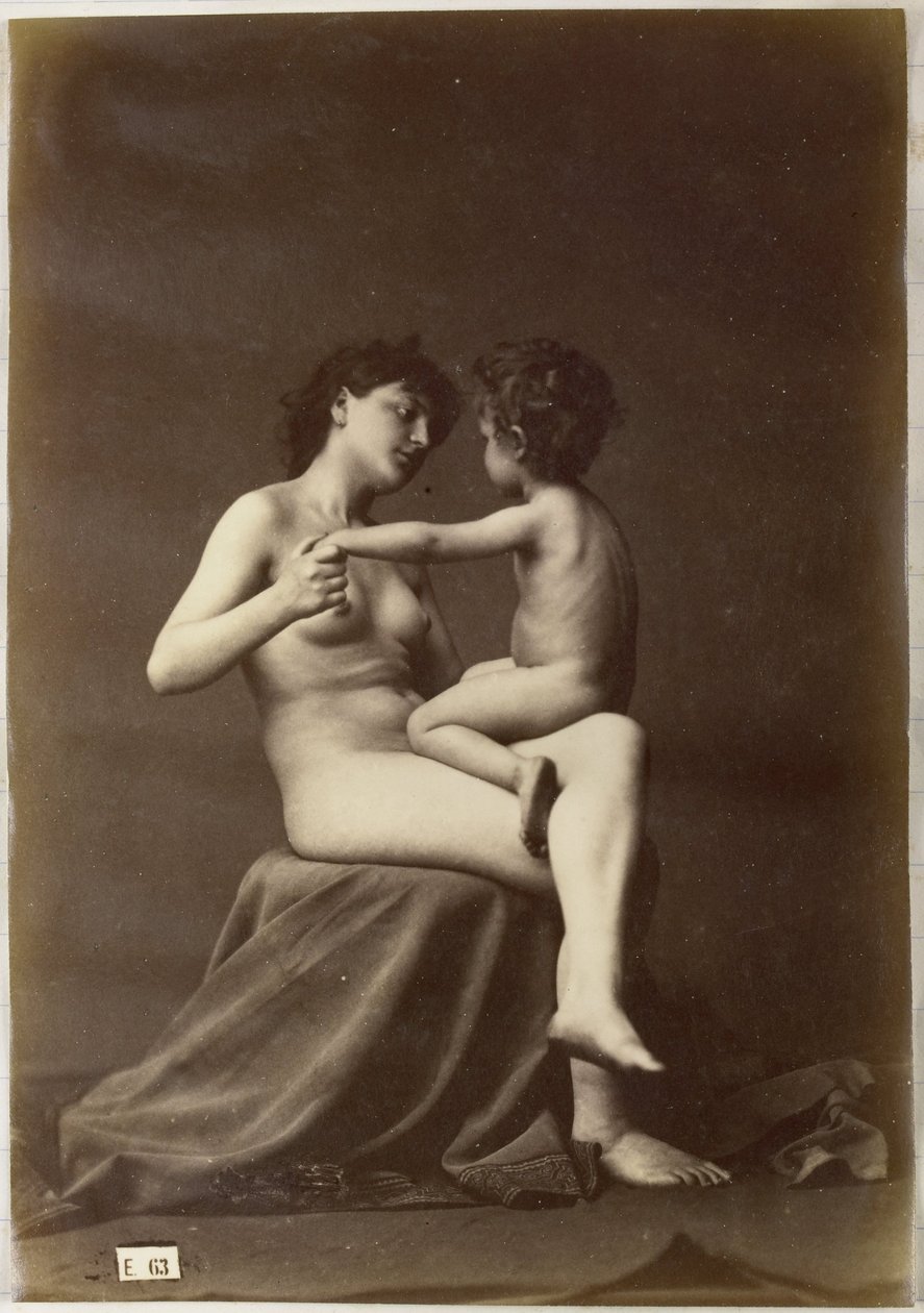 Estudio de un desnudo femenino, sentado con un niño desnudo en su regazo. de Louis Jean Baptiste Igout (attributed to)