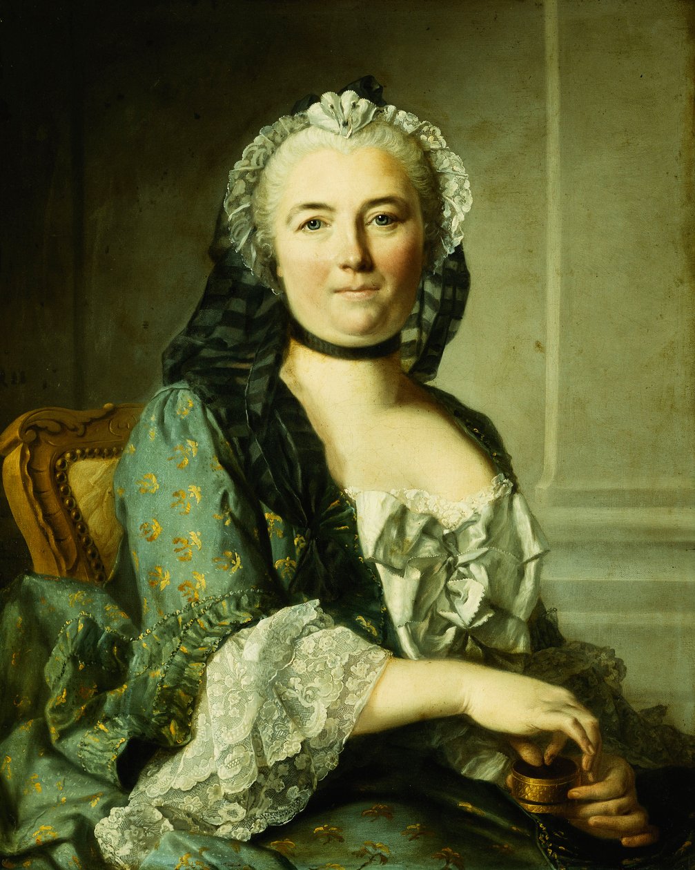 Retrato de una dama, sentada, medio cuerpo, con una caja de rapé de Louis Tocqué