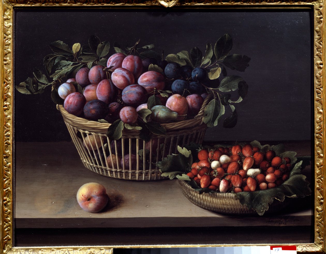 Un durazno, fresas y una canasta de frutas. Pintura de Louise Moillon (1610-1696) de Louise Moillon