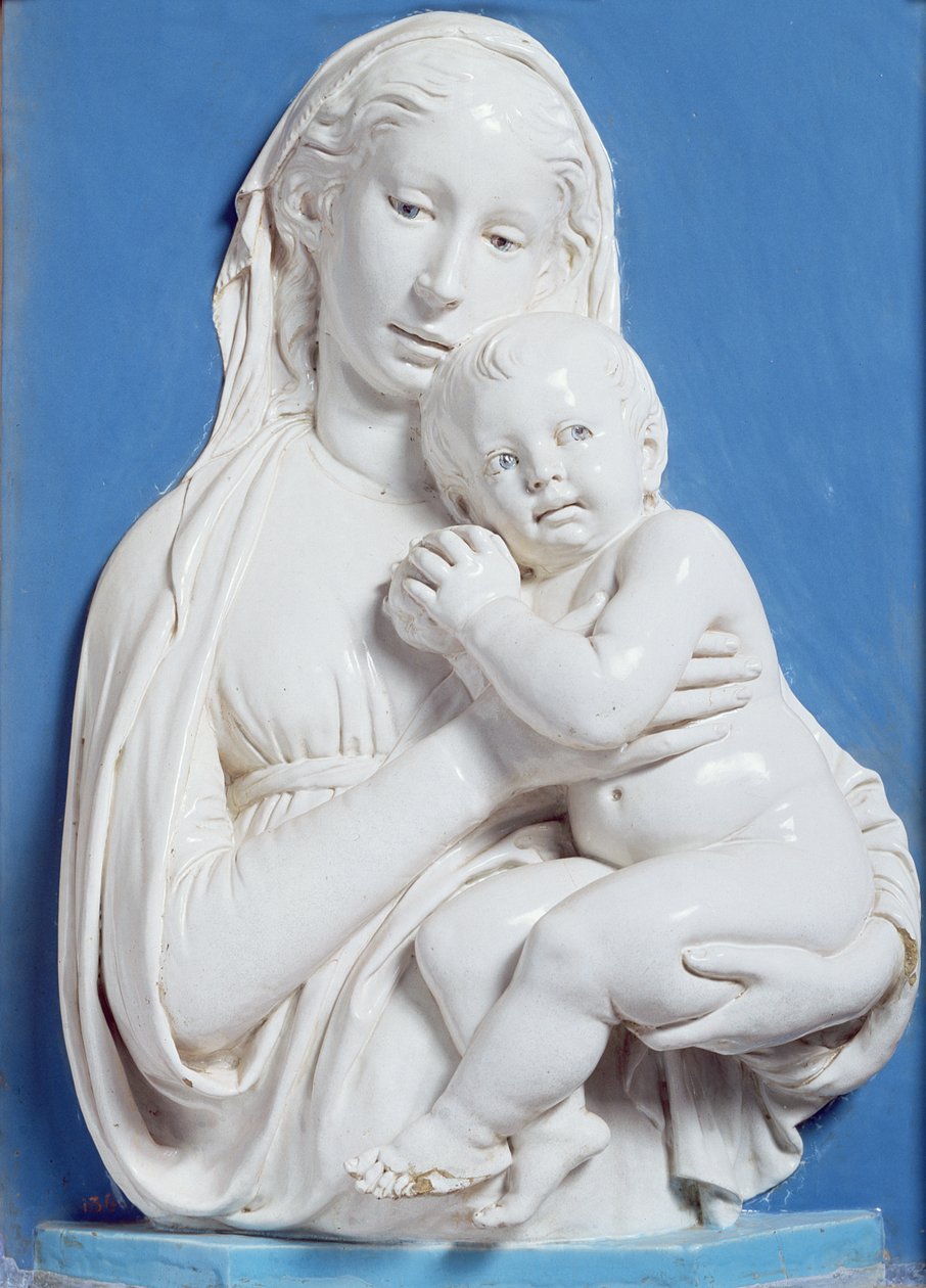 La Madonna de la Manzana (terracota vidriada) de Luca Della Robbia