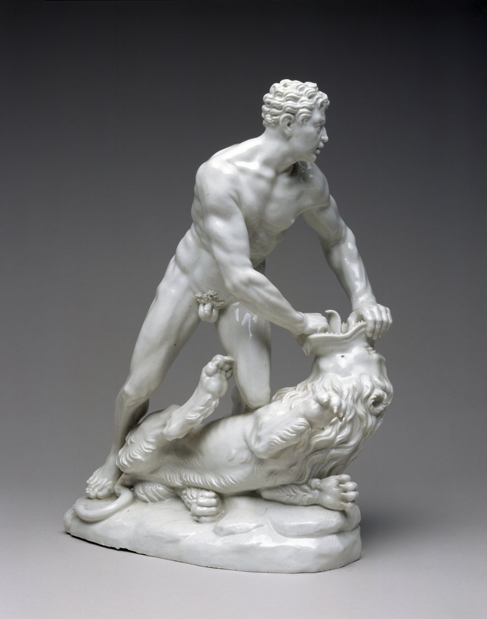Figura de Hércules y el León de Nemea, c.1775 de Ludwigsburg Porcelain Factory Ludwigsburg Porcelain Factory