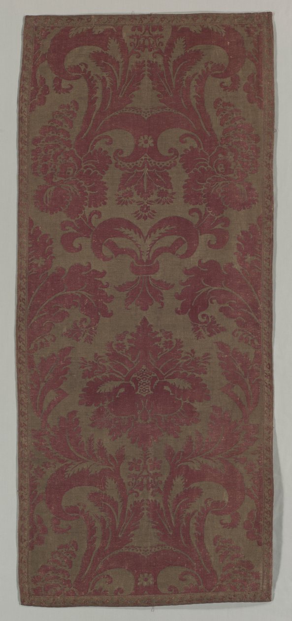 Reproduction of a Florentine Velvet de Mariano Fortuny y Madrazo