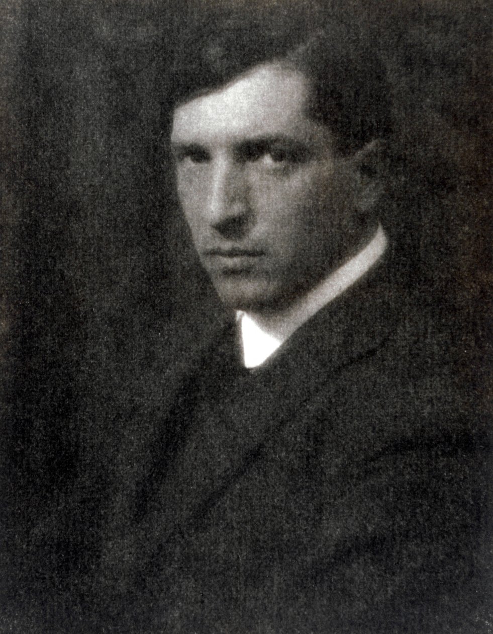 Retrato de medio cuerpo del pintor Pietro Marussig, 28/11/1923 de Mario Castagneri
