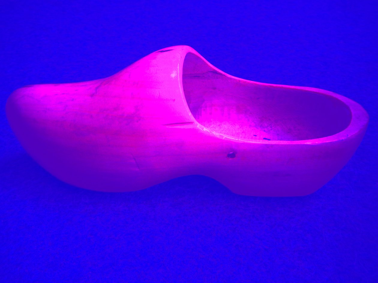 zapato de madera2 de Martina Konitzky