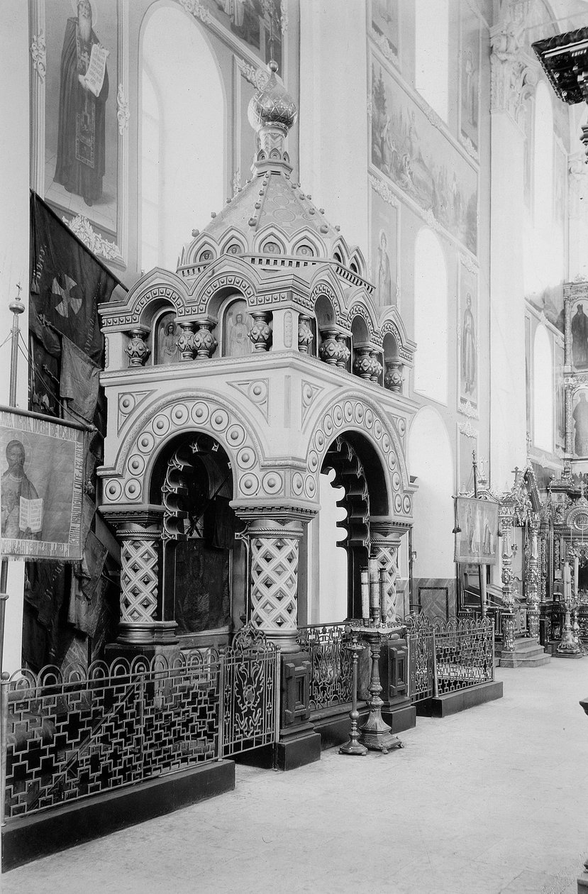 Tumba de Minin en la Catedral del Salvador en el Kremlin de Nizhny Novgorod, Rusia de Maxim Dmitriev