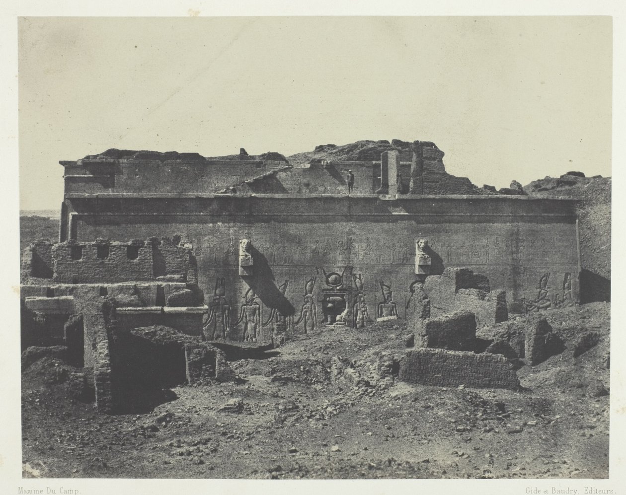 Fachada posterior, Gran Templo de Dendera (Teutyres), Alto Egipto de Maxime Du Camp