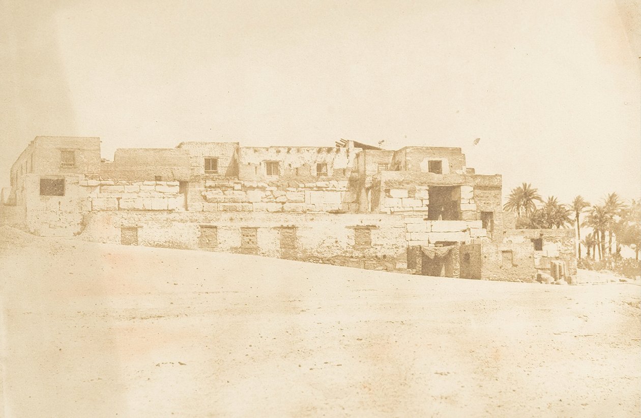 Habitación de la Tripulación de la Almadía de Luxor, construida sobre la terraza del Palacio de Maxime Du Camp