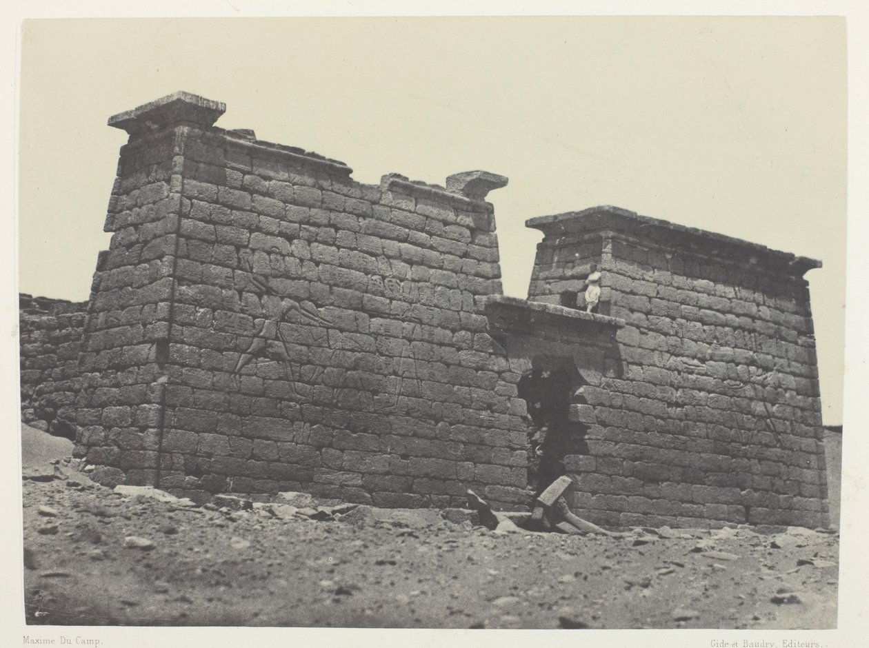 Hémi-Spéos De Séboua, Pylons; Nubia, lámina 98 del álbum "Egypte, Nubie, Palestine et Syrie" (1852) de Maxime Du Camp
