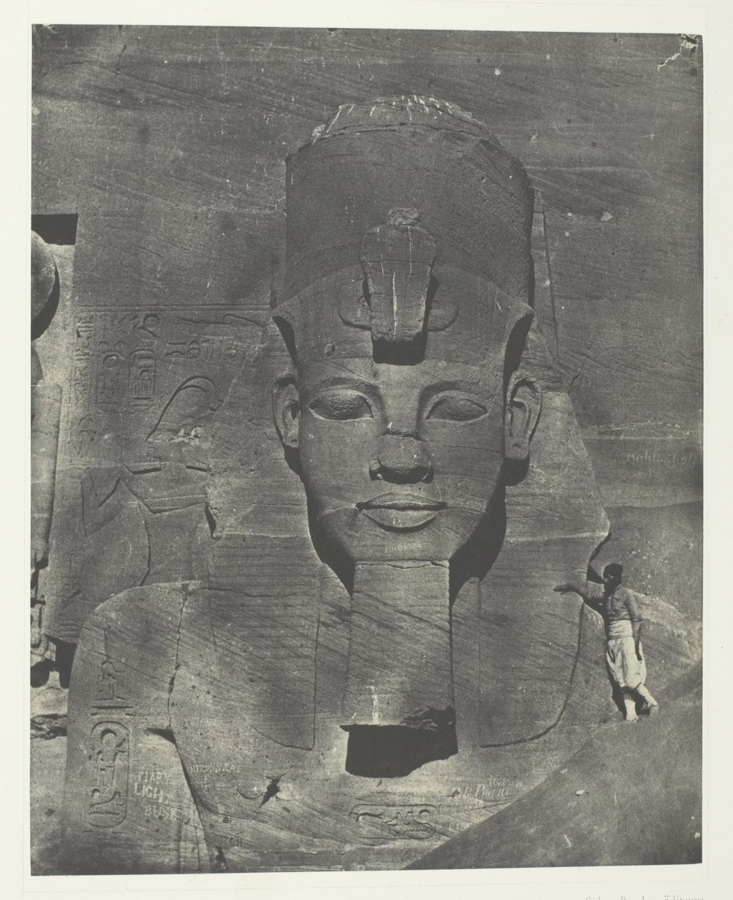 Ibsamboul, Colosse Médial (Enfoui) du Spéos de Phrè Nubie, Palestine et Syrie, lámina 106 del álbum "Egypte, Nubie, Palestine et Syrie" (1852). de Maxime Du Camp