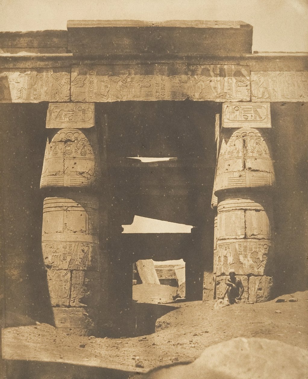 Interior del Templo de Khons, en Karnak, Tebas, 1849-50 de Maxime Du Camp