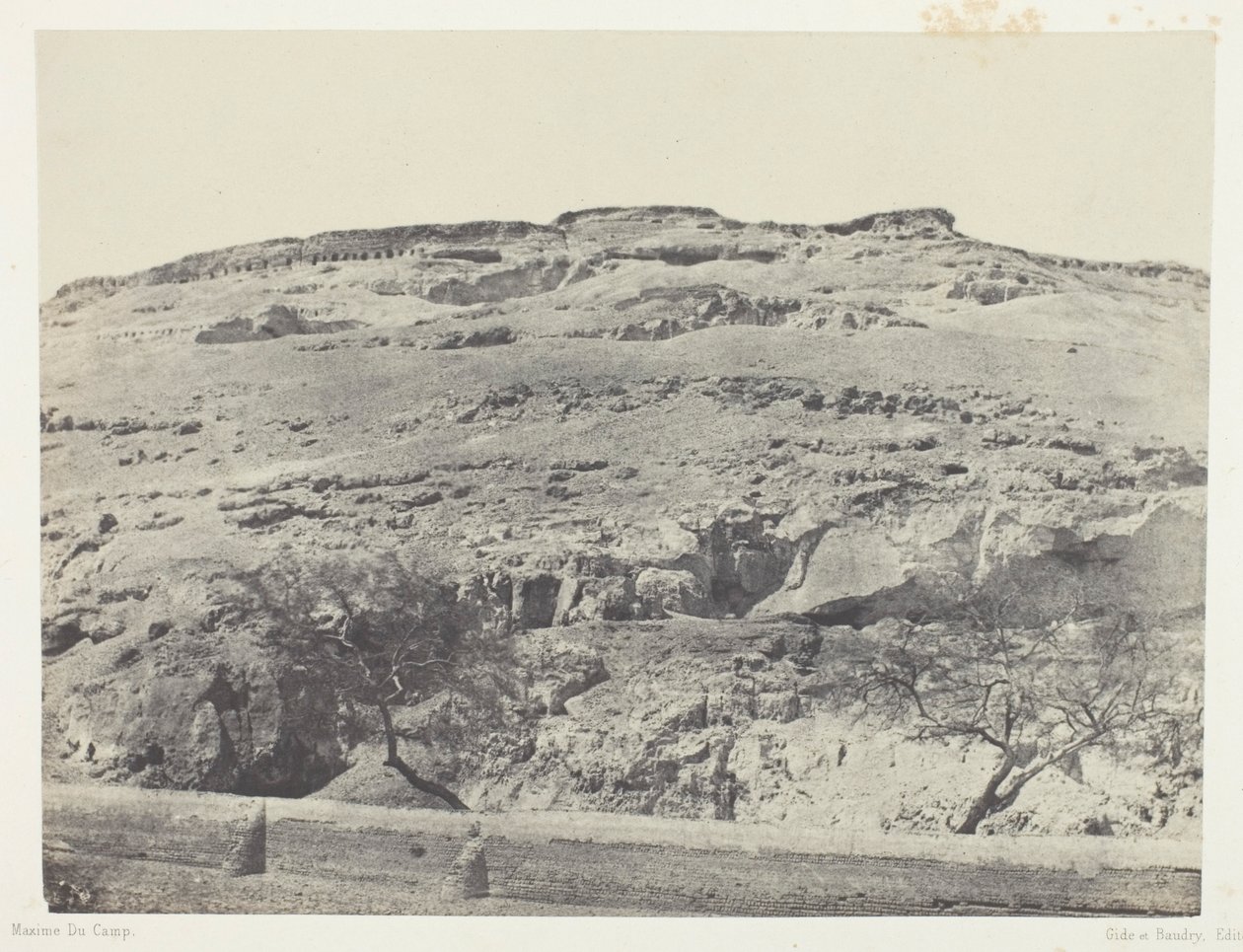 Necrópolis de la antigua Licópolis, Alto Egipto, lámina 12 del álbum "Egypte, Nubie, Palestine et Syrie" (1852) de Maxime Du Camp