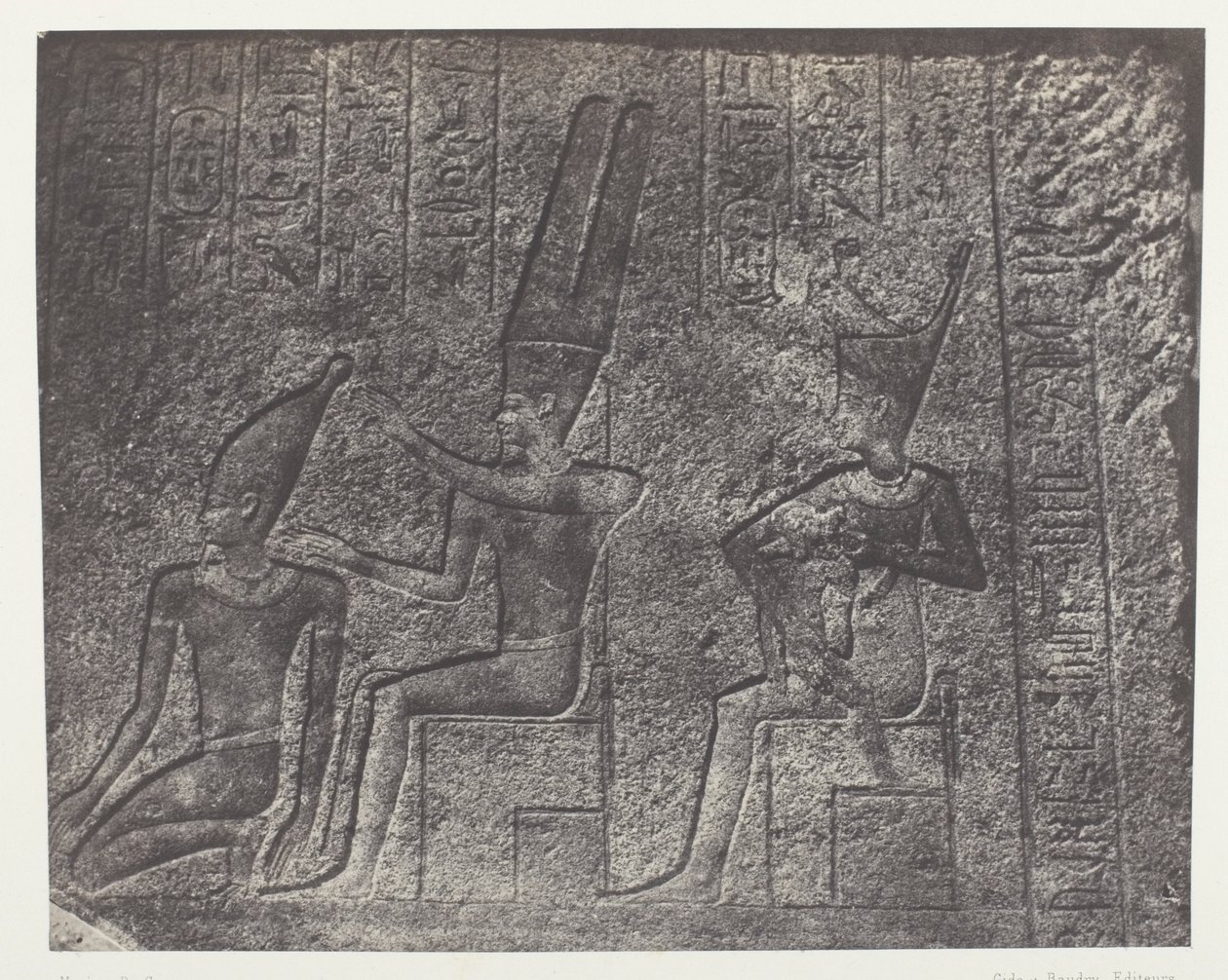 Palais de Karnak, esculturas exteriores del santuario de granito; Tebas de Maxime Du Camp