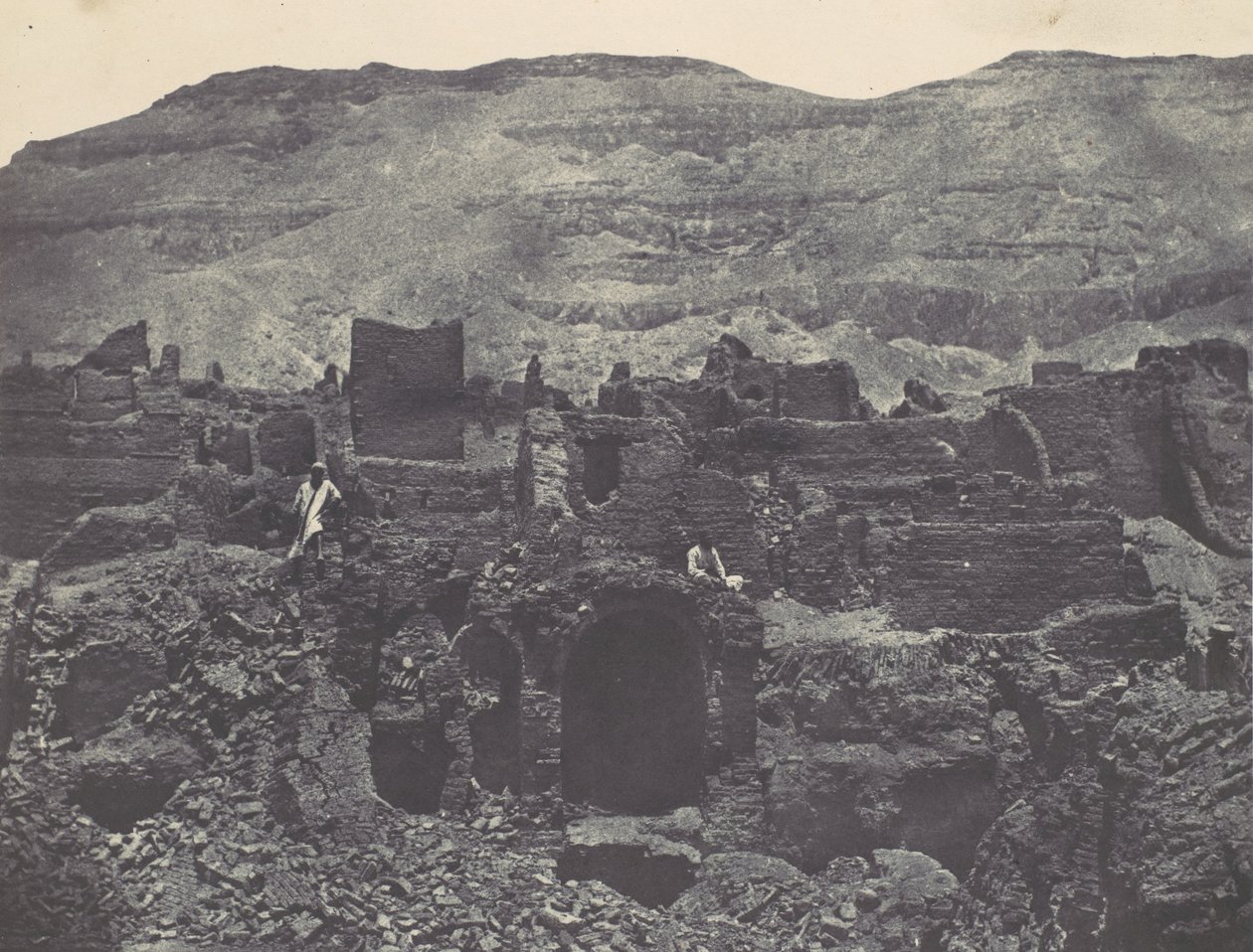 Tebas. Médinet-Habou. Ruinas de la ciudad de Papa, 1850 de Maxime Du Camp