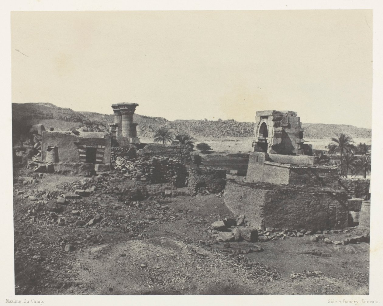 Aldea y templo en la isla de Beghé, al oeste de Philoe; Nubia, lámina 81 del álbum "Egypte, Nubie, Palestine et Syrie" (1852). de Maxime Du Camp