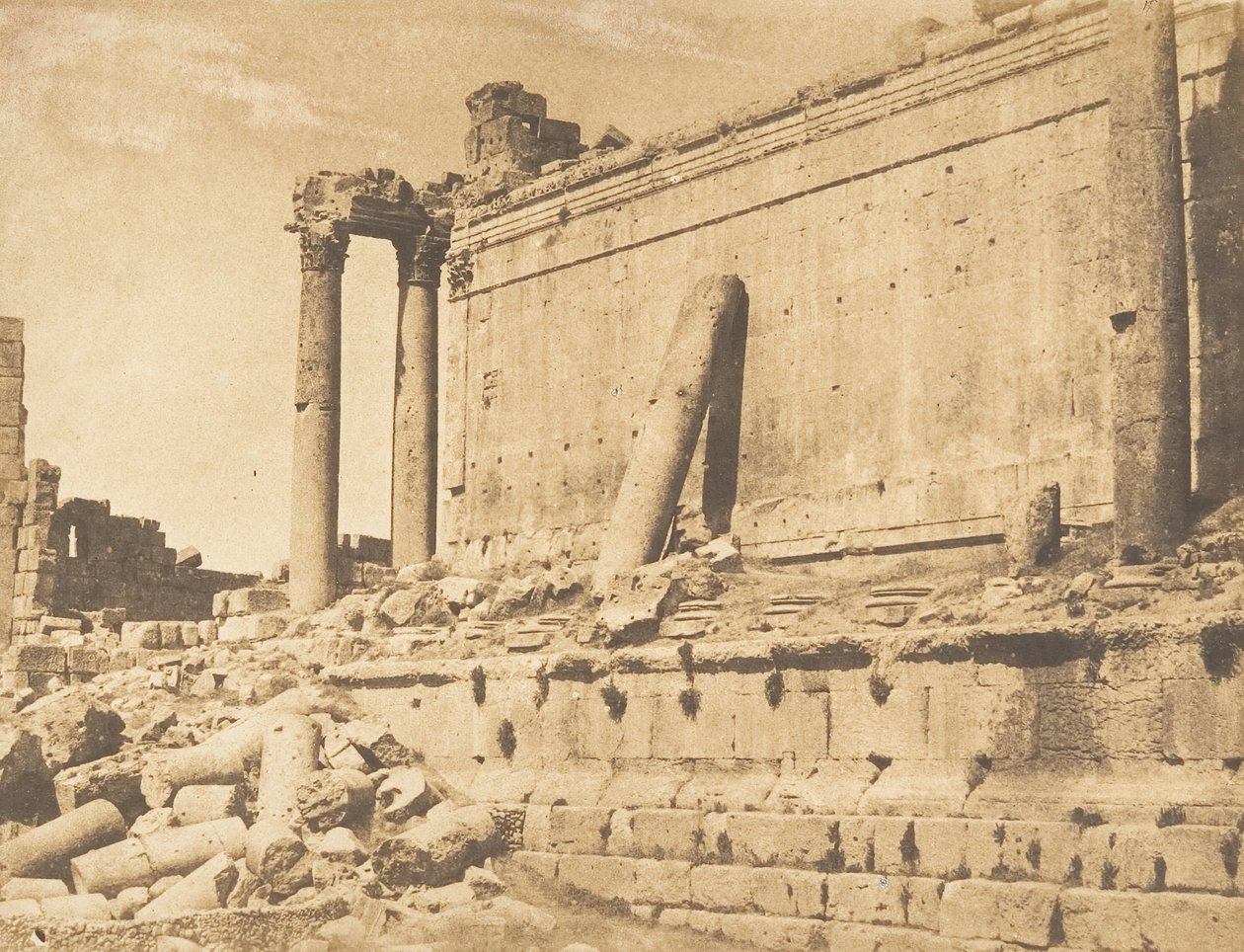 Vista del Templo de Júpiter, en Baalbek Heliópolis, 15 de septiembre de 1850 de Maxime Du Camp