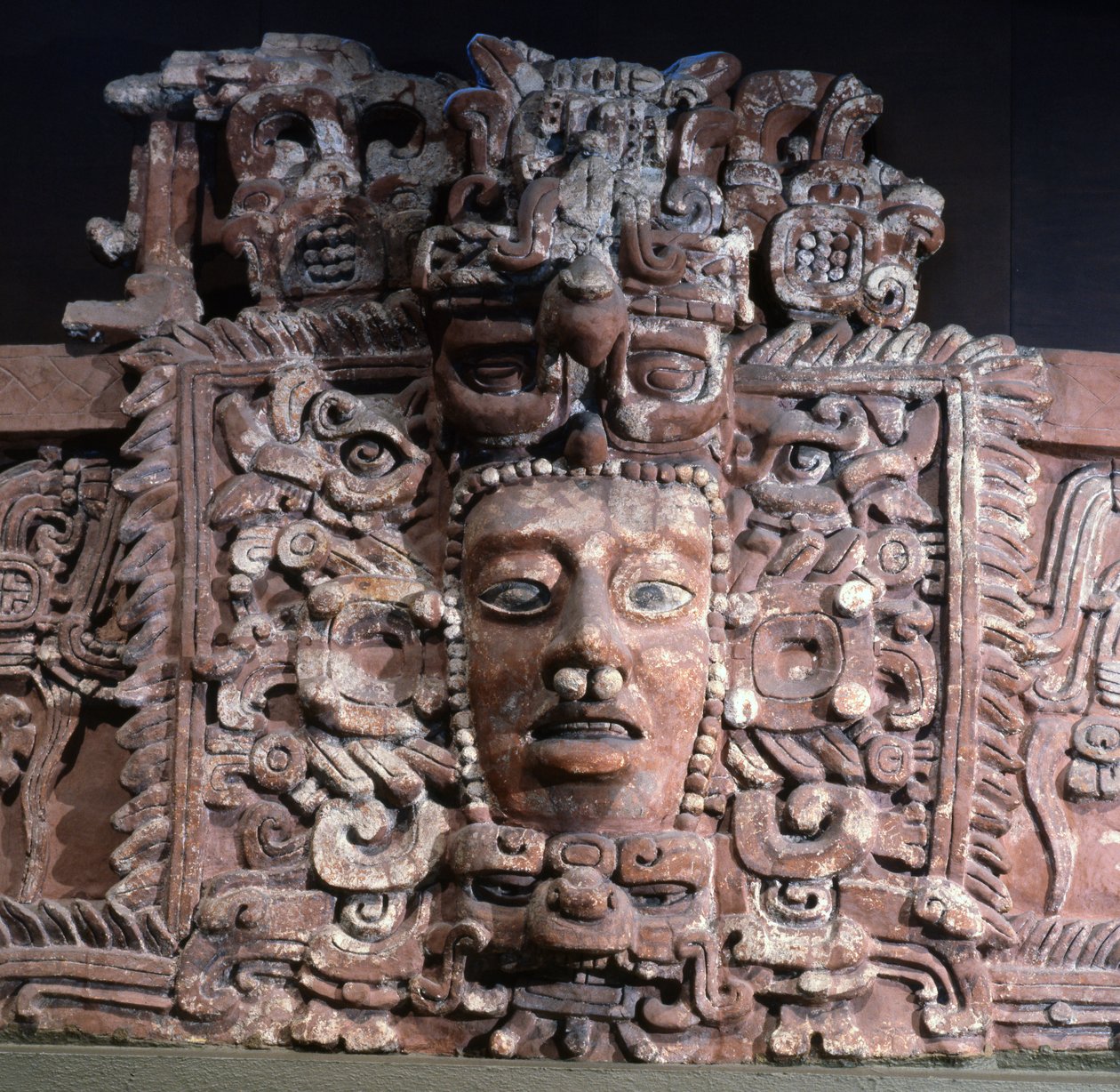 Mascarón, del Estado de Campeche, México, período Clásico Temprano de Mayan
