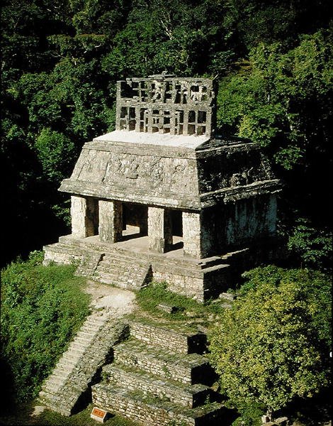 Vista del Templo del Sol de Mayan