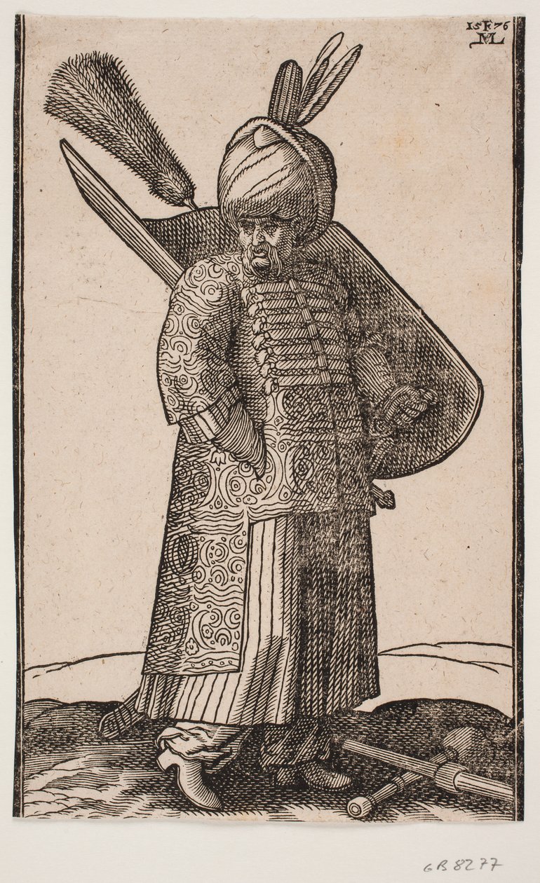 Soldado gordo de pie, con la mano derecha en el bolsillo, mirando hacia la derecha; dos plumas en el turbante; espada en el lado izquierdo, escudo con penacho en el brazo izquierdo; en el suelo frente a él hay una maza y una lanza cruzadas de Melchior Lorck