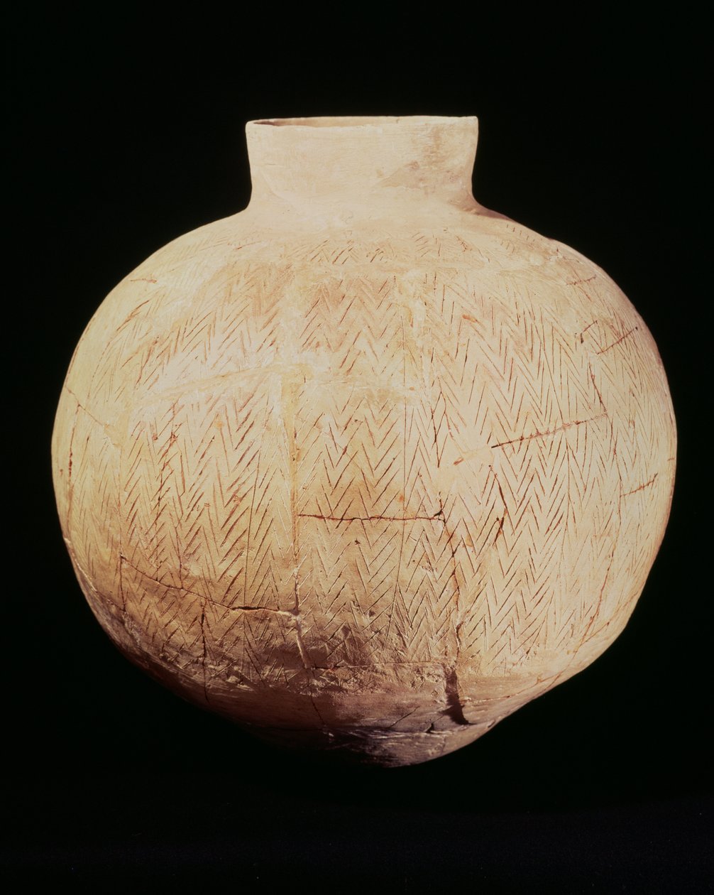 Jarrón con talla decorativa, de Tell-Hassuna, 5º milenio a.C. de Mesopotamian