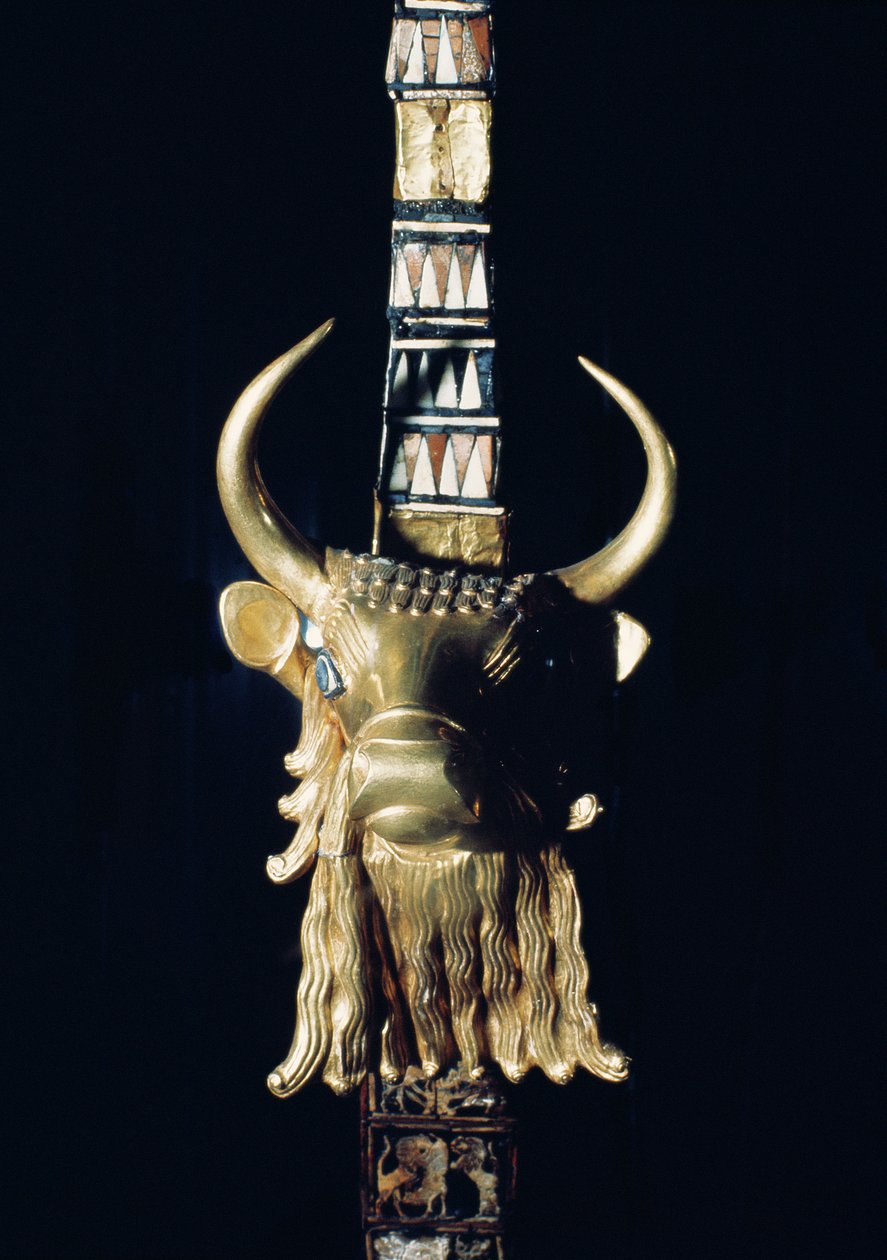 Cabeza de un toro, decoración de un arpa, 2800-2300 a.C. de Mesopotamian