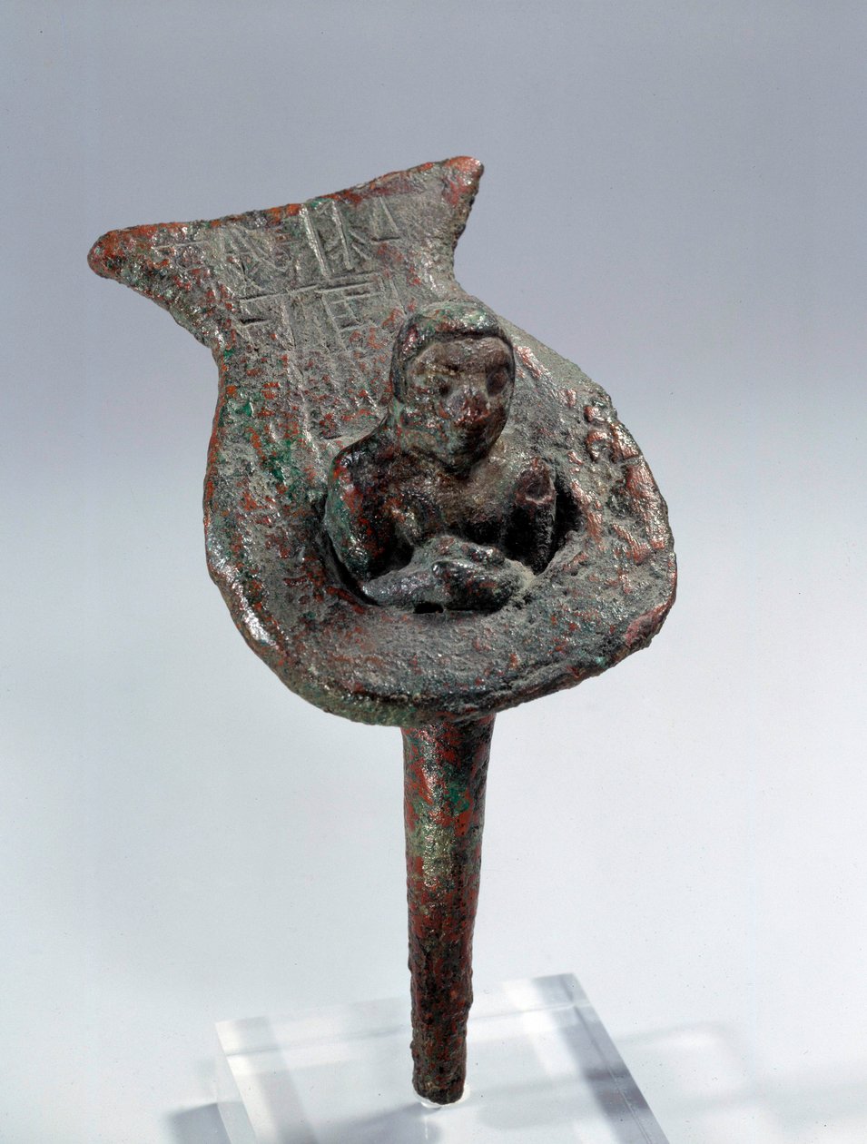 Mesopotamia: figurilla de fundación (clavo y su soporte de cobre) de Ur Nanshe, Príncipe de Lagash. 2800 a.C. Del sitio de Tello de Mesopotamian Mesopotamian