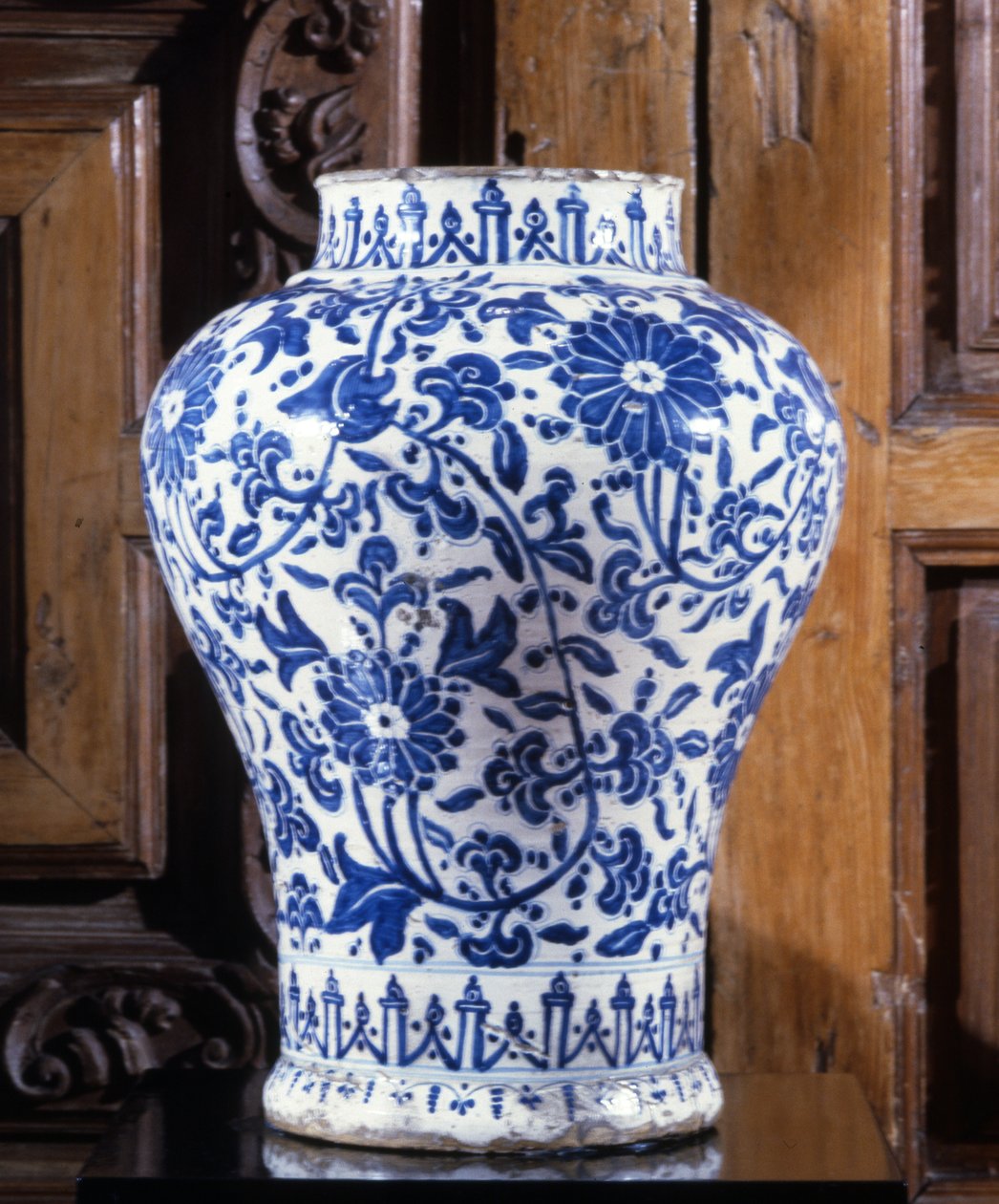 Jarra de Talavera de Mexican School