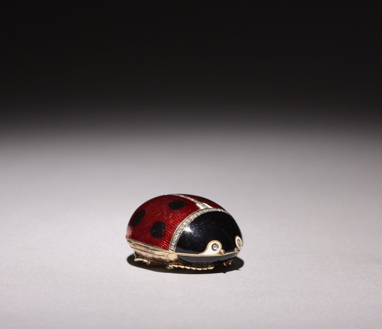 Caja de mariquita, firma de Peter Carl Fabergé de Michael Evlampievich Perkhin