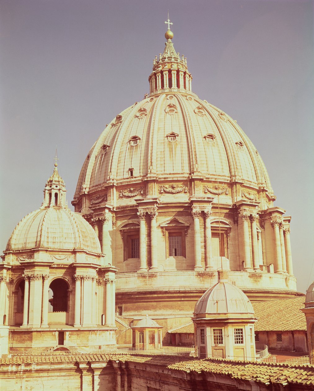 Vista de la cúpula, 1546-93 de Michelangelo Buonarroti