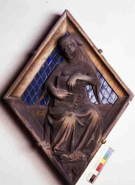 Música, azulejo en relieve del Campanile de Micheli Gino