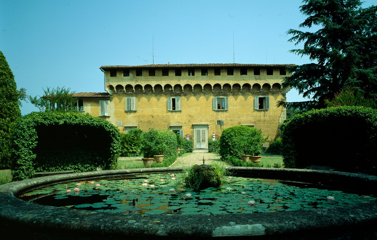Villa Medicea di Careggi, comenzada en 1459 de Michelozzo di Bartolommeo