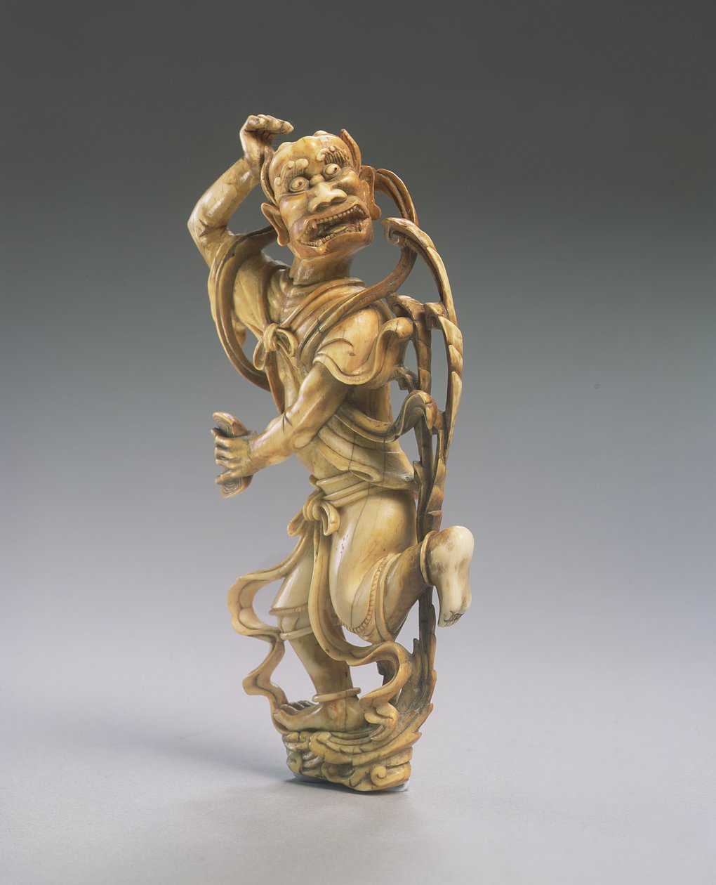 Figura de Kui xing (marfil tallado) de Ming Dynasty Chinese School