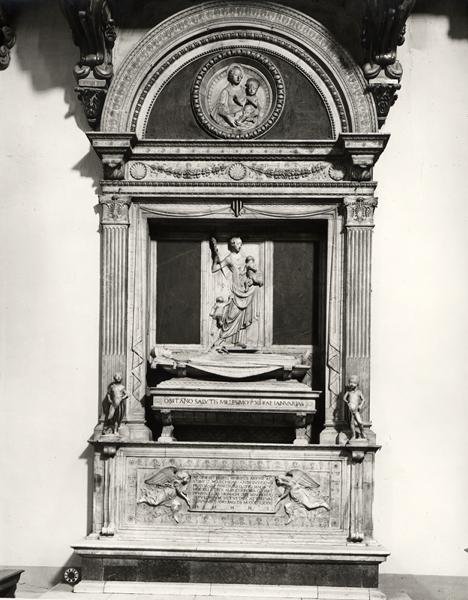Monumento al Conde Ugo (m.1001) Margrave de Toscana de Mino da Fiesole