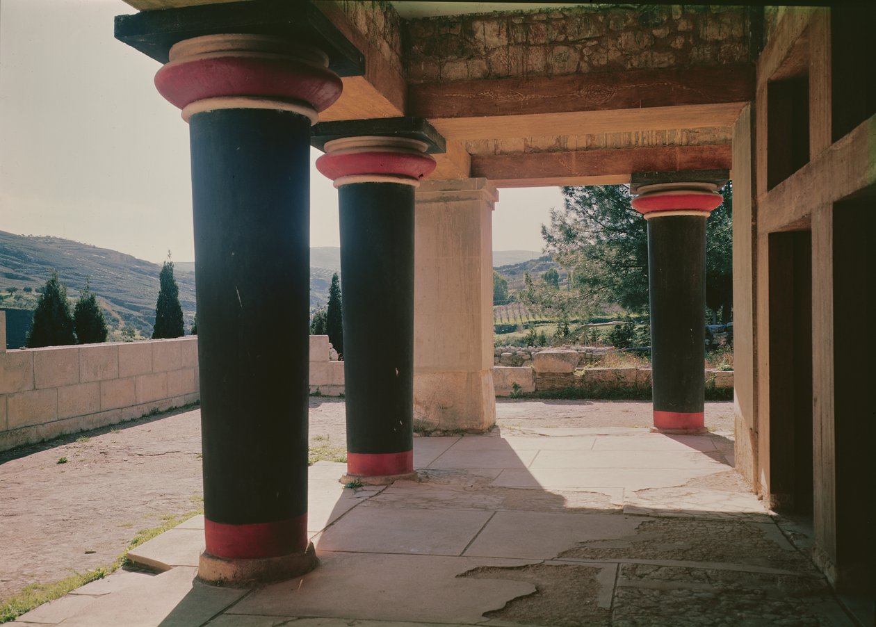 Vista del pórtico del Palacio, c.1500 a.C. de Minoan