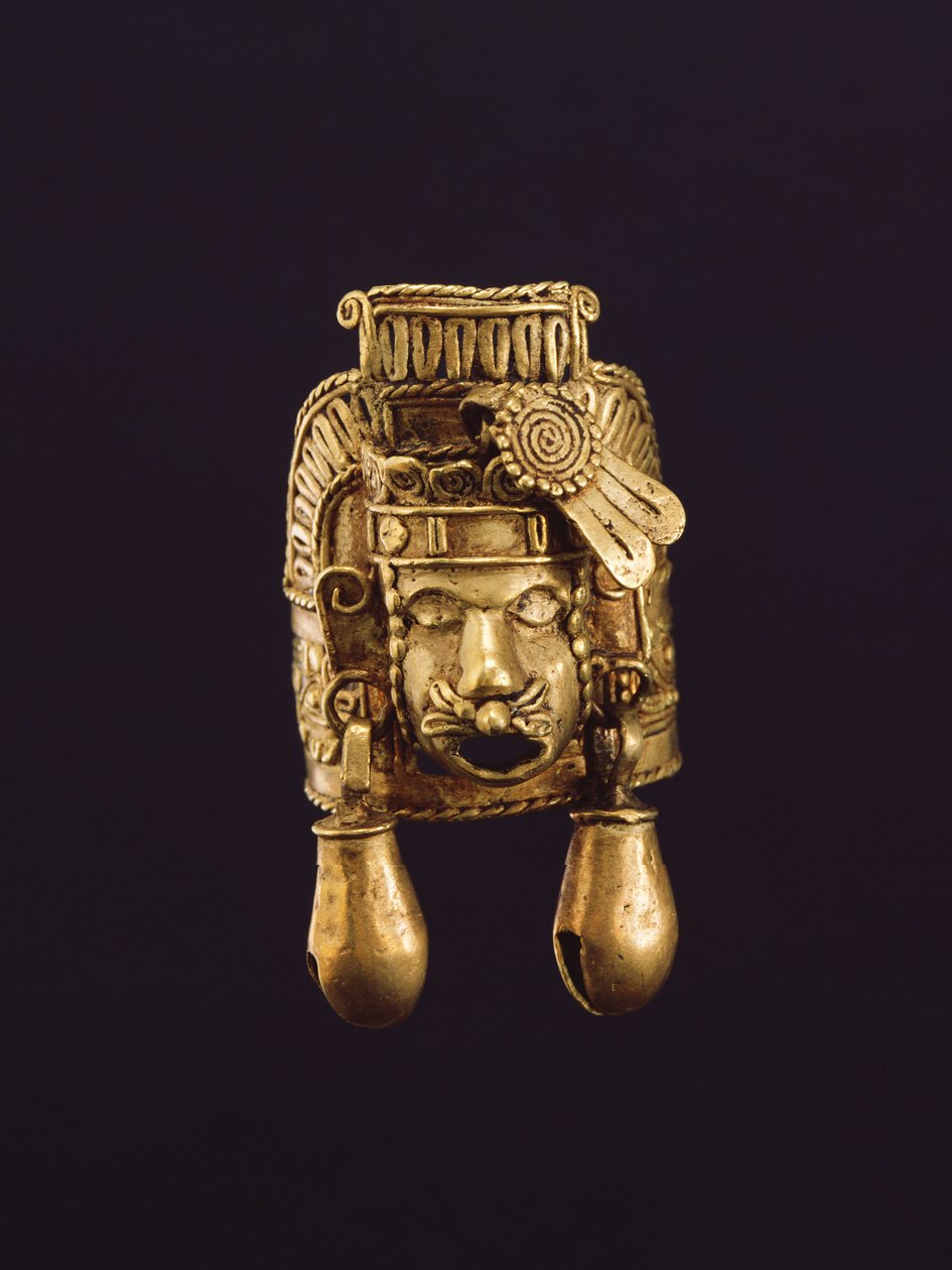 Anillo con el dios del viento Ehecatl de Mixtec