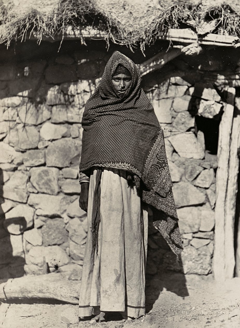 Construyendo un Imperio en la era fascista: mujer Assaortiana, 09/05/1936 de Modestino Baldinetti