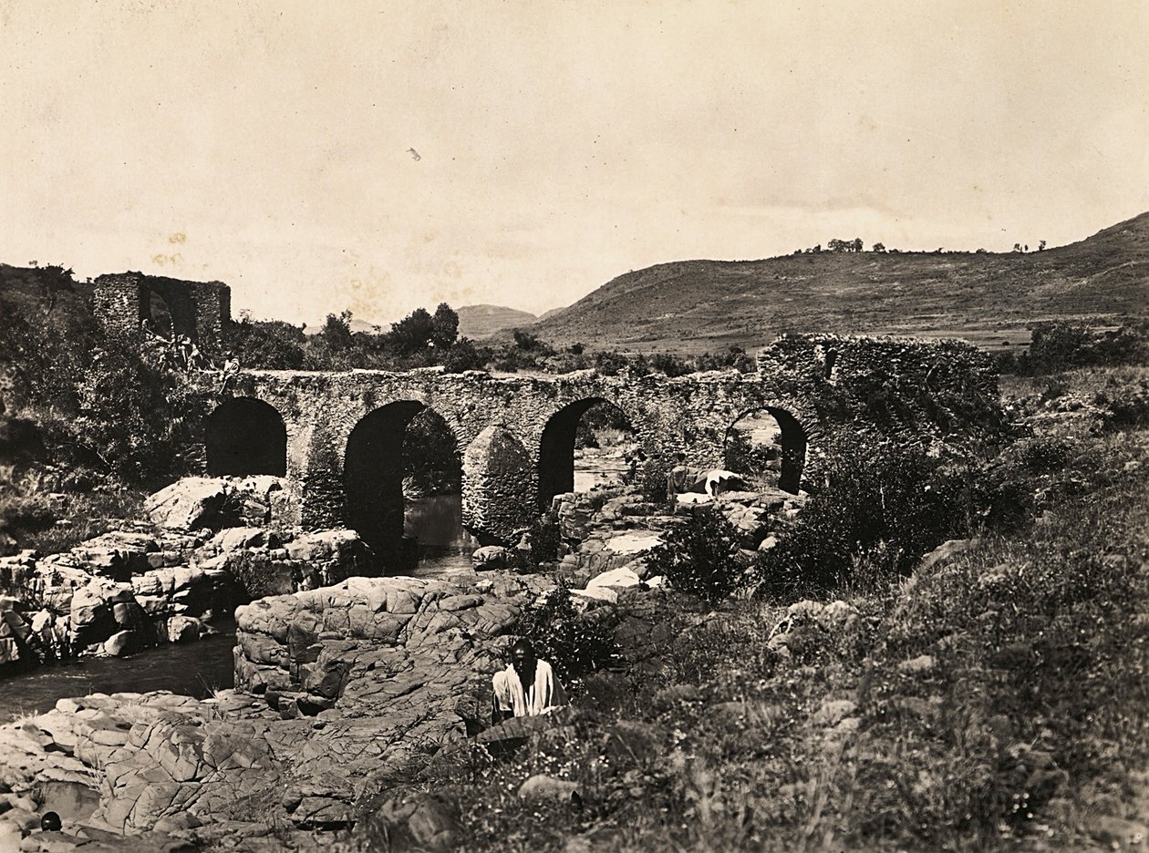 Construyendo un Imperio en la era fascista: puente portugués en Gondar, Etiopía, 09/05/1936 de Modestino Baldinetti