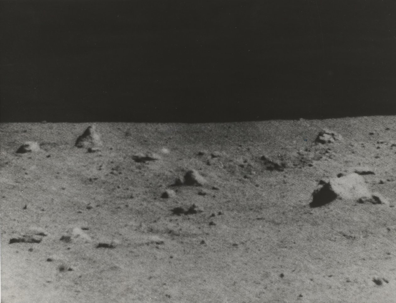 Superficie lunar fotografiada por Surveyor V, 1967 de NASA Images