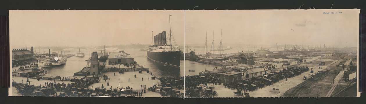 El Lusitania al final de su viaje récord de N.W. Penfield