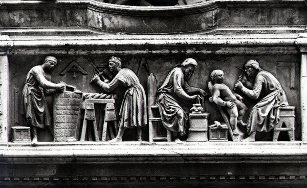 Relieve que representa a artistas y artesanos trabajando de Nanni di Banco