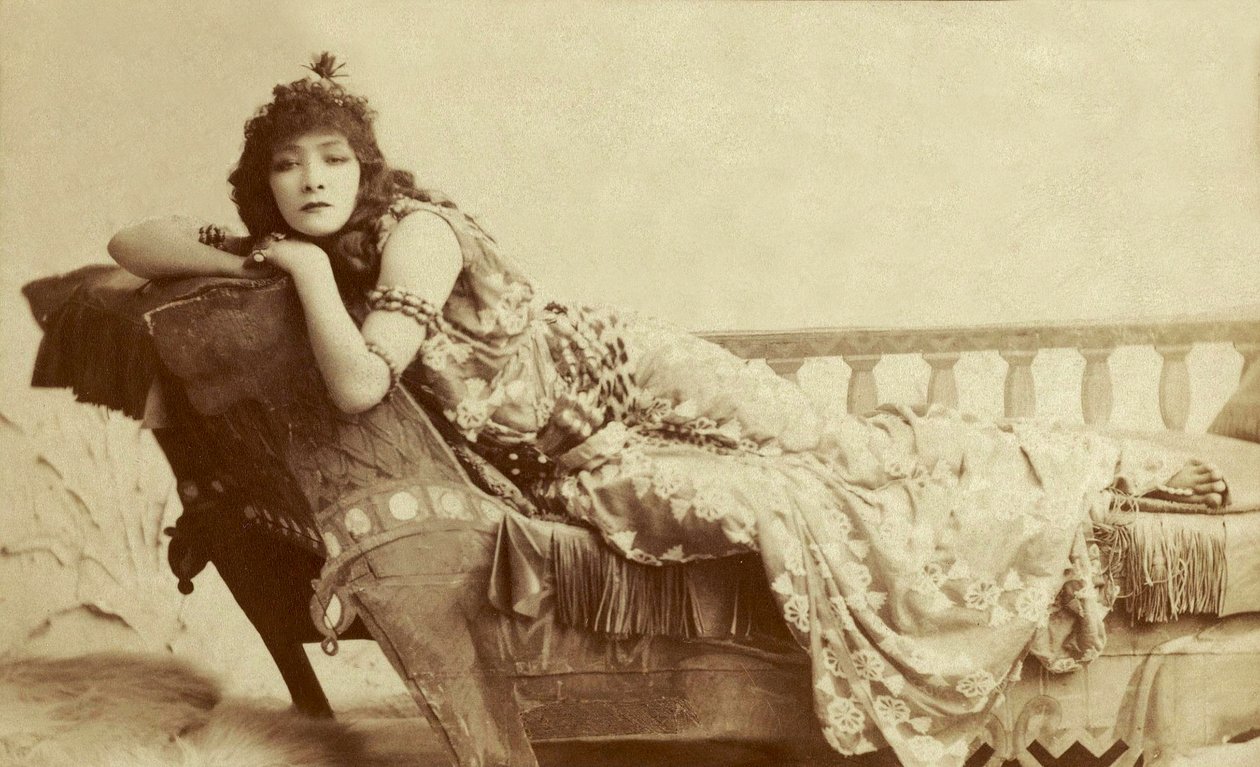 Retrato de Sarah Bernhardt como Cleopatra, 1891 de Napoleon Sarony