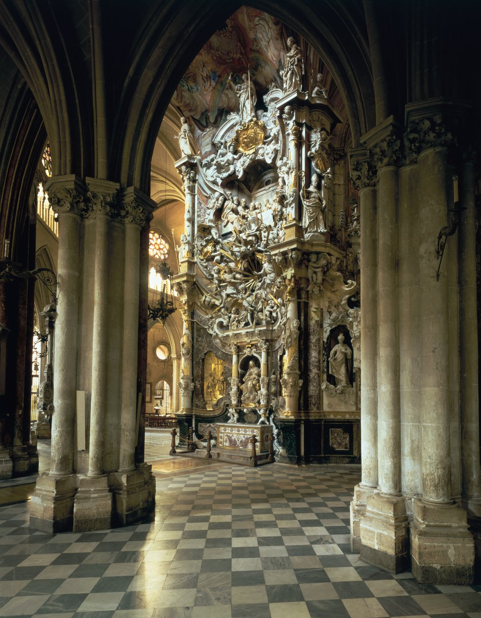 Vista del altar y el Transparente, c.1720 de Narciso Tome