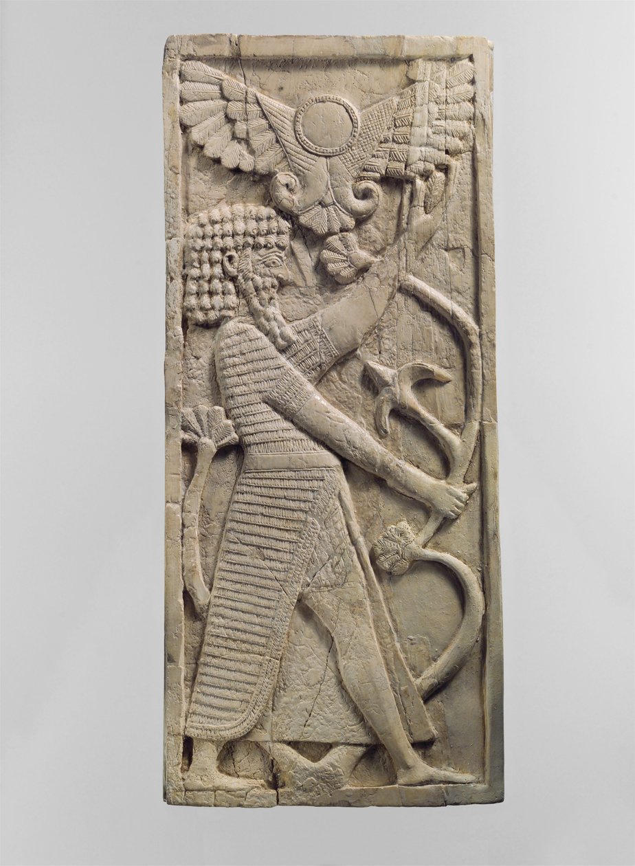 Placa de Mueble Tallada en Relieve con una Figura Masculina Agarrando un Árbol de Neo Assyrian Neo Assyrian