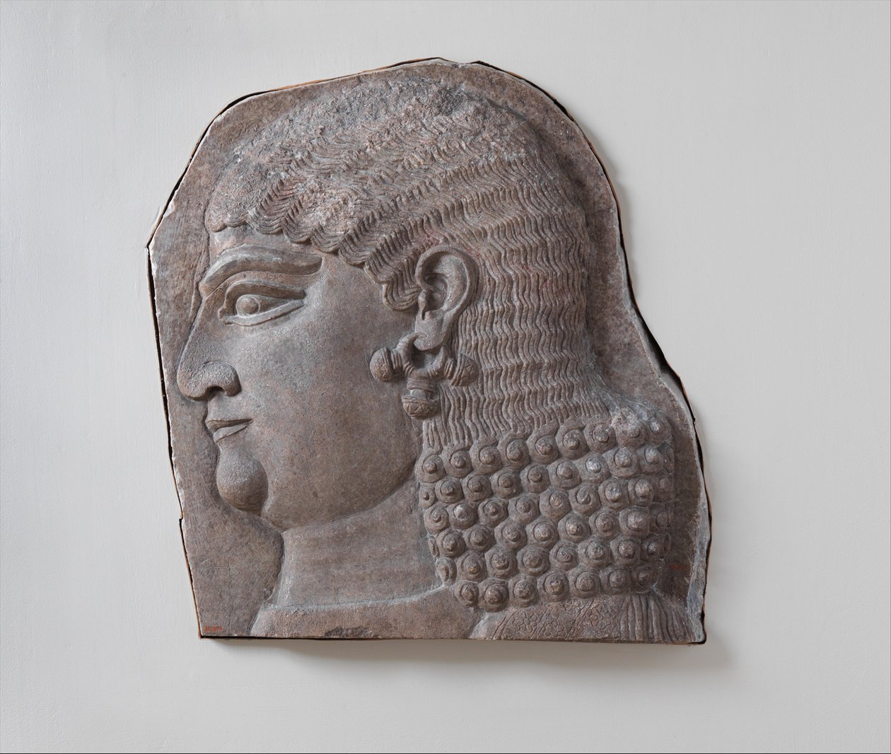 Cabeza de un asistente real sin barba, posiblemente un eunuco, c.721-05 a.C. de Neo Assyrian Neo Assyrian