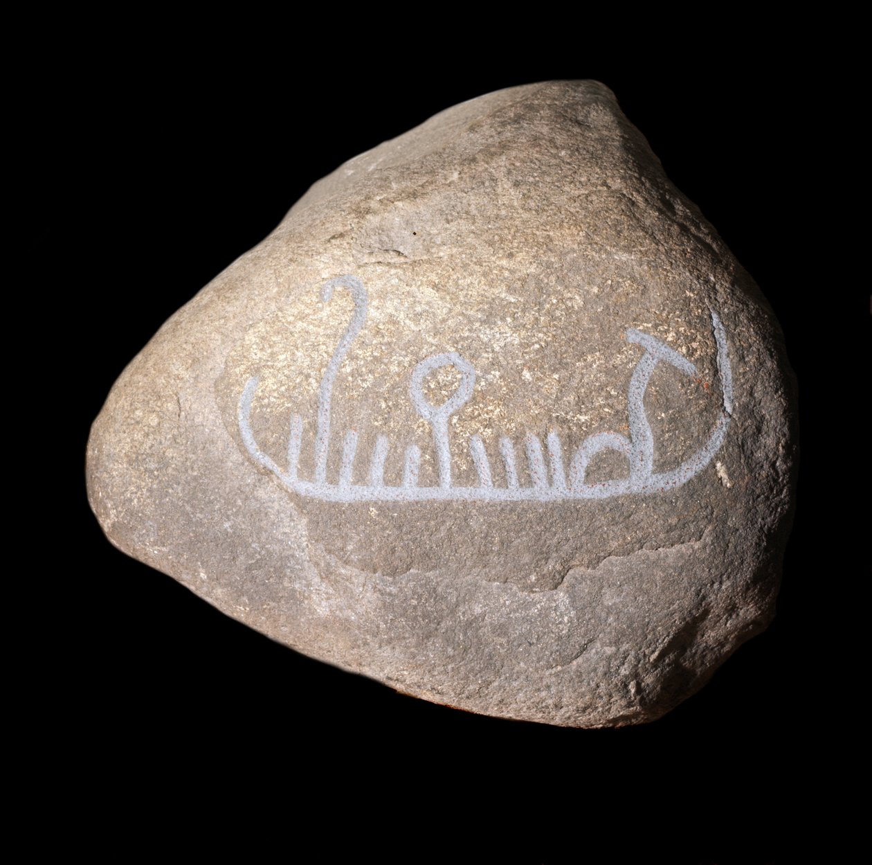 Graffiti neolítico sueco que representa un barco. Museo Histórico de Estocolmo de Neolithic Neolithic