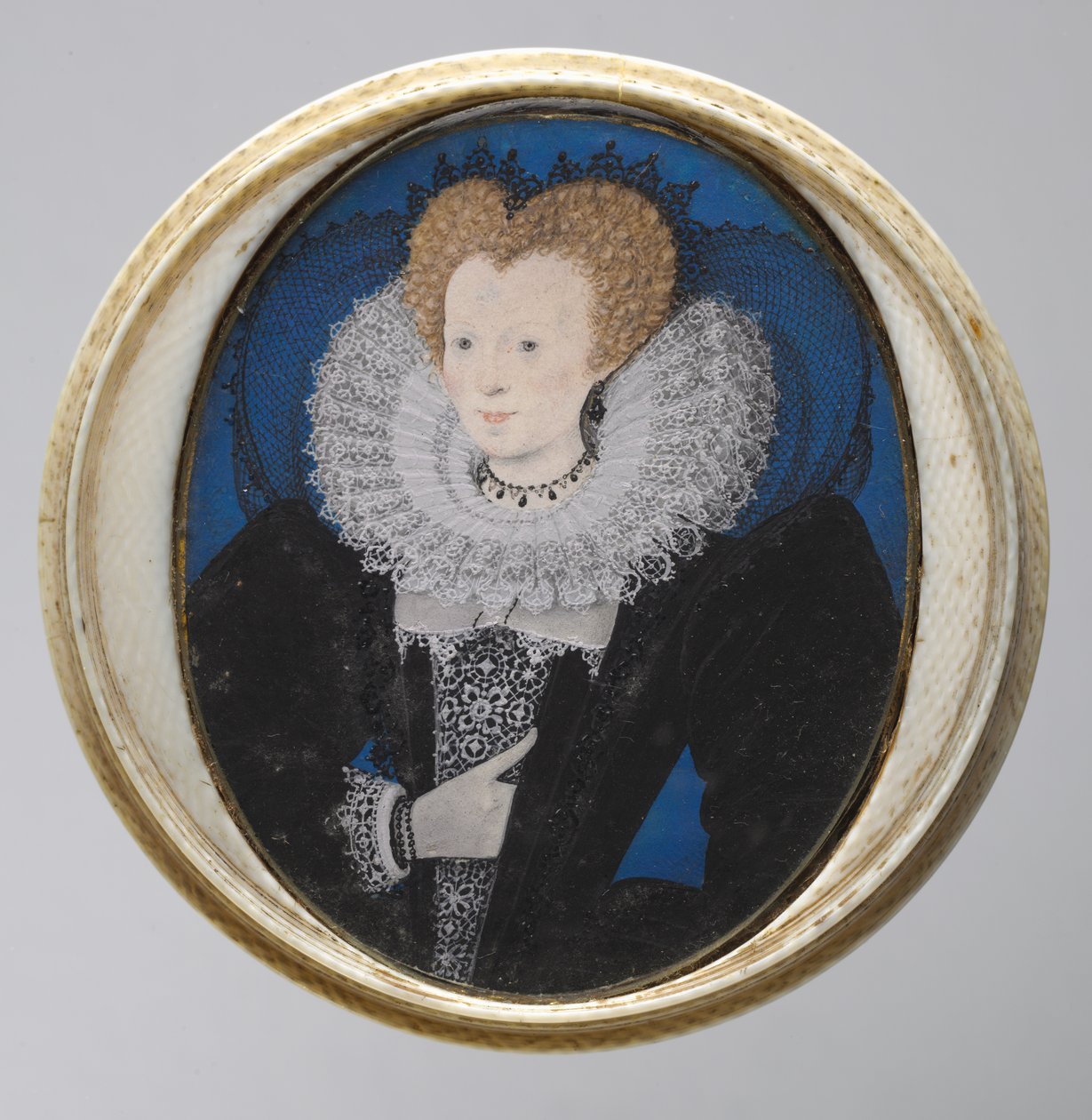 Retrato de una mujer, c.1590 de Nicholas Hilliard