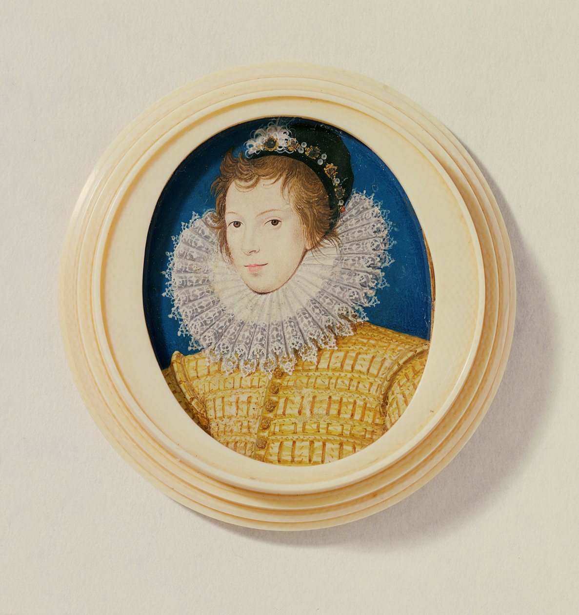 Joven con sombrero y pluma amarillos, c.1585-90 de Nicholas Hilliard