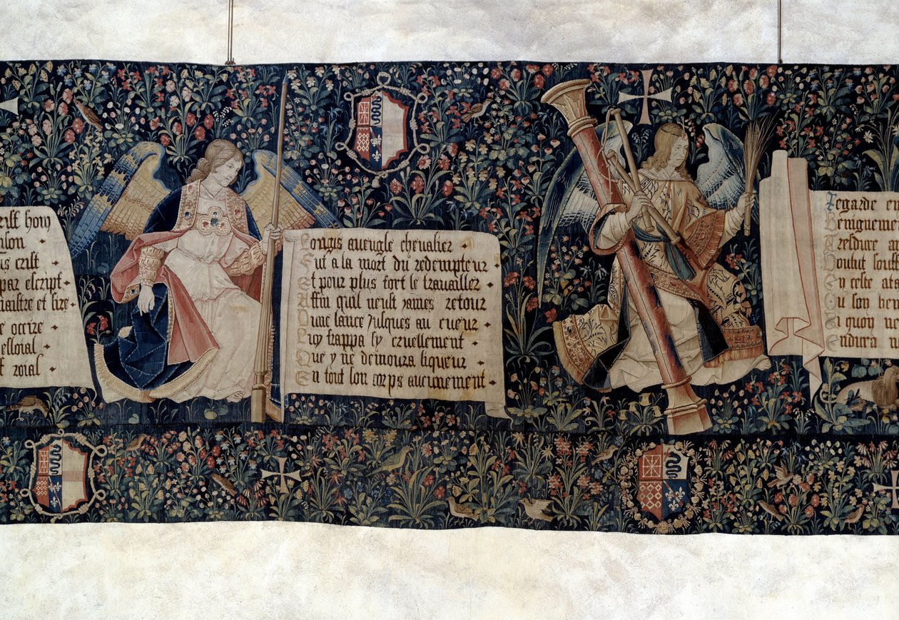 Colgadura del Apocalipsis (1373-1383), ángeles portando instrumentos de la Pasión. de Nicolas Bataille