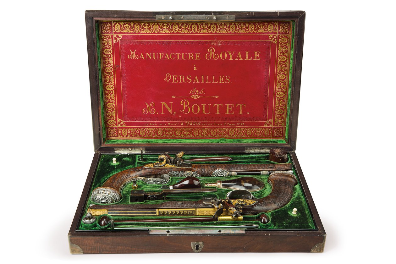 Un par de pistolas de chispa con montura de plata, Versalles, 1825 de Nicolas Noel Boutet