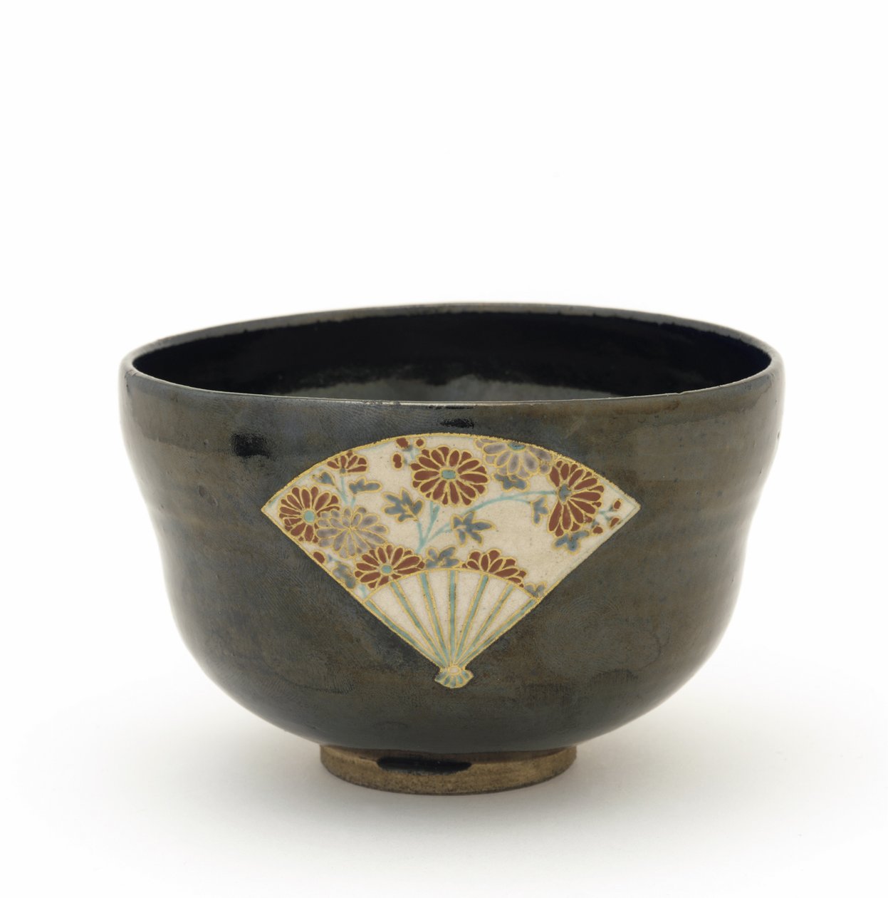 Tazón de té con diseño de abanicos, Kioto, prefectura de Kioto, período Edo, mediados del siglo XVII de Nonomura Ninsei